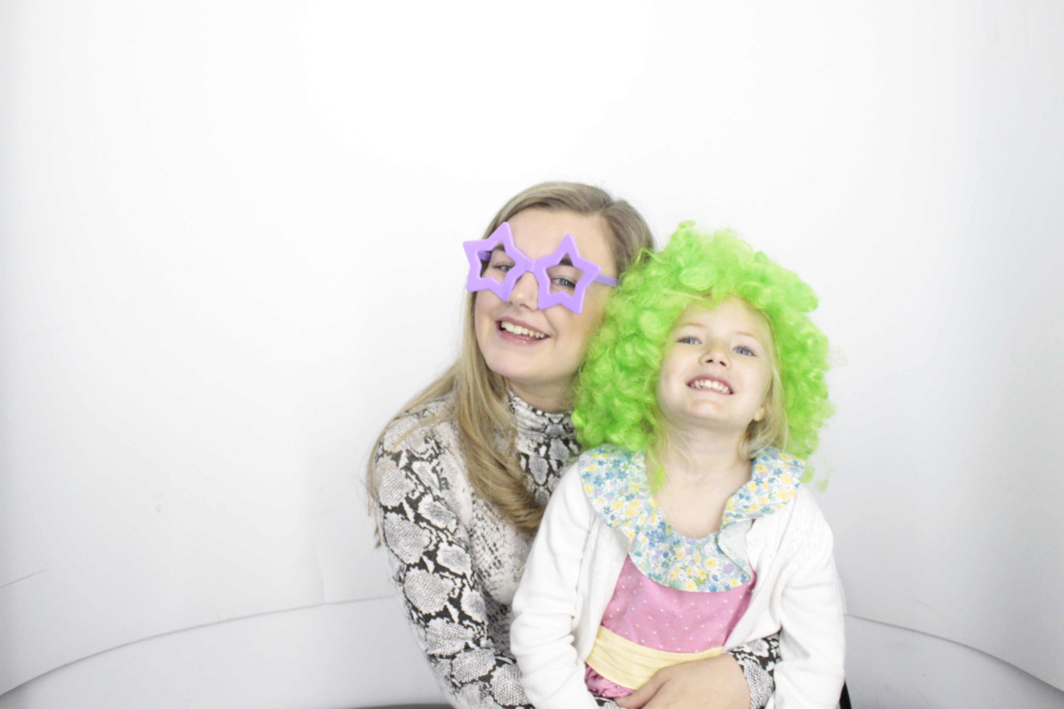 Mandy's 60th  Birthday Party | View more photos from the event at gallery.myphotoboothexperience.co.uk/u/MyPhotoBoothExperienceLtd/Mandys-60th-Birthday-Party